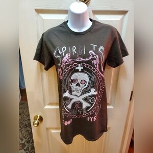 Teen Hearts "Spirtits Unite" T-Shirt Size Small